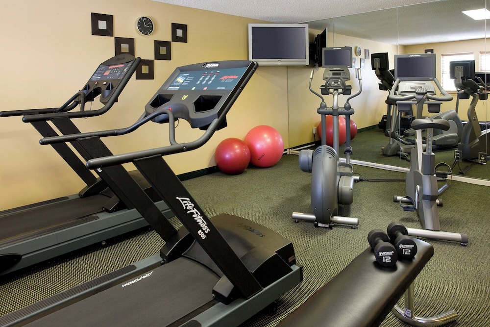 Residence Inn by Marriott Costa Mesa Newport Beach - photo 17