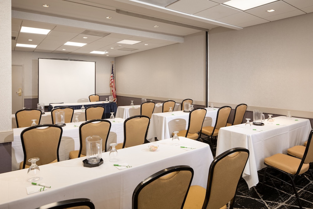 Holiday Inn Washington College Pk by IHG - photo 50