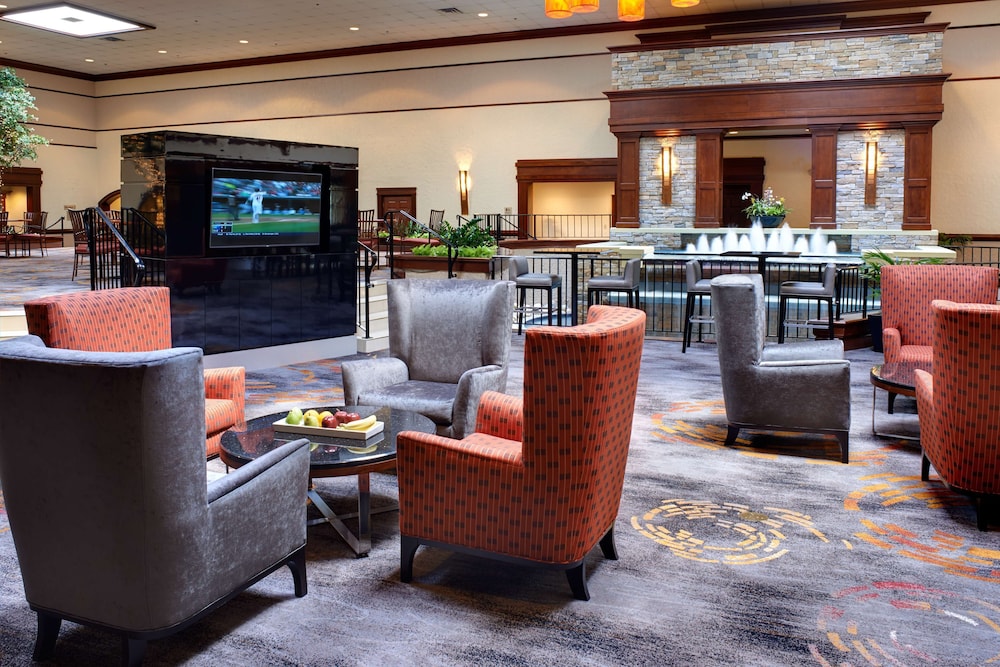 DoubleTree by Hilton Dearborn — Dearborn — photo 3
