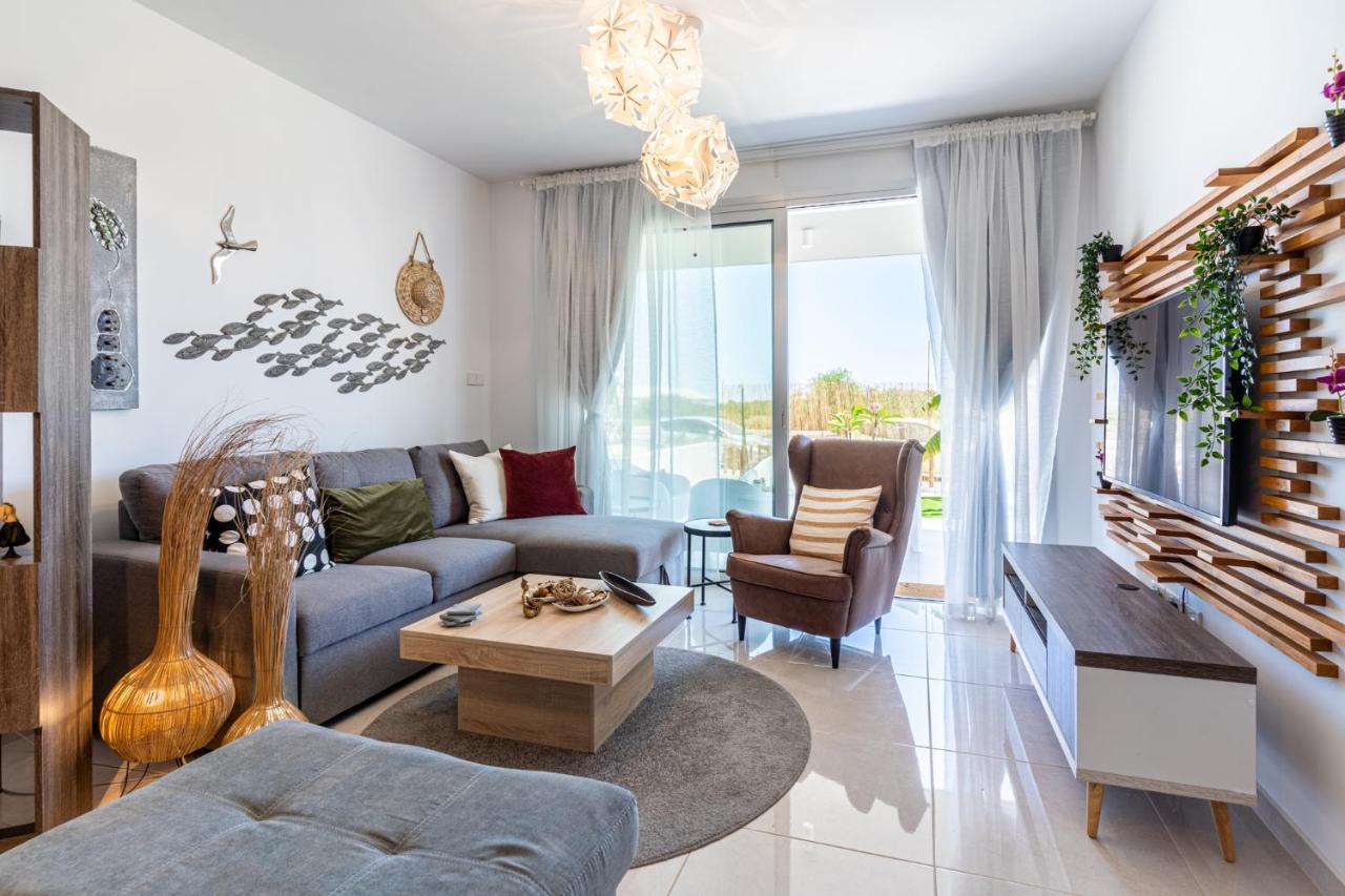 Lemon Tree 1 Br Apt in Livadia