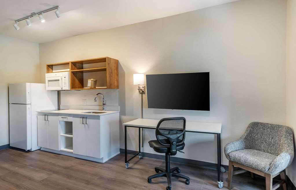 Extended Stay America Premier Suites Fort Myers Airport - photo 65