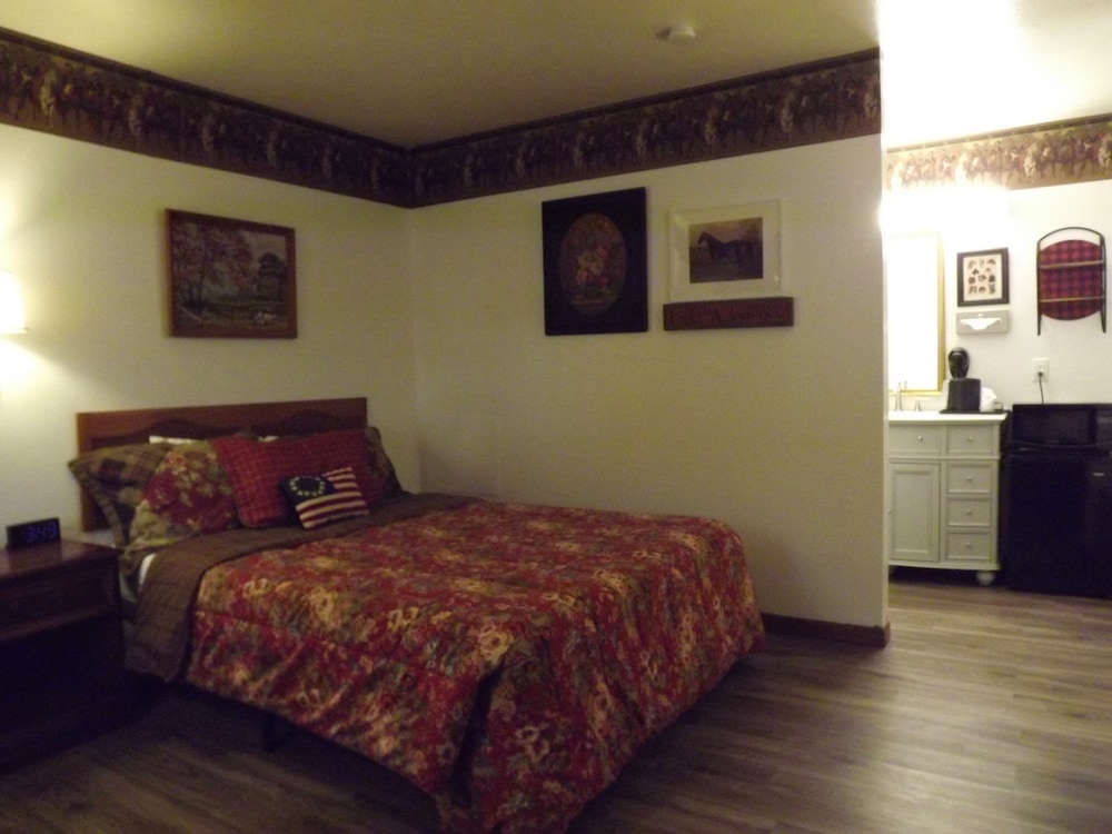 Crest Country Inn - photo 84