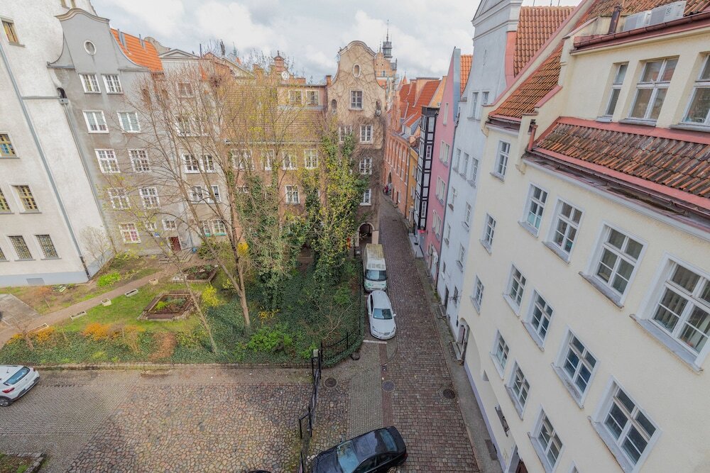 Amber Stay Old Town Gdańsk Apartment by Noclegi Renters — 4-Star Luxury Hotel in Gdansk, Poland
