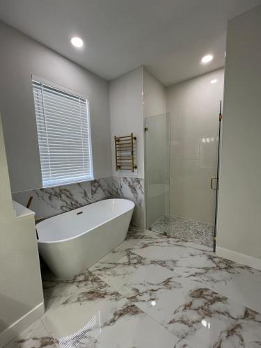 Luxury Corner — Port Charlotte — photo 5