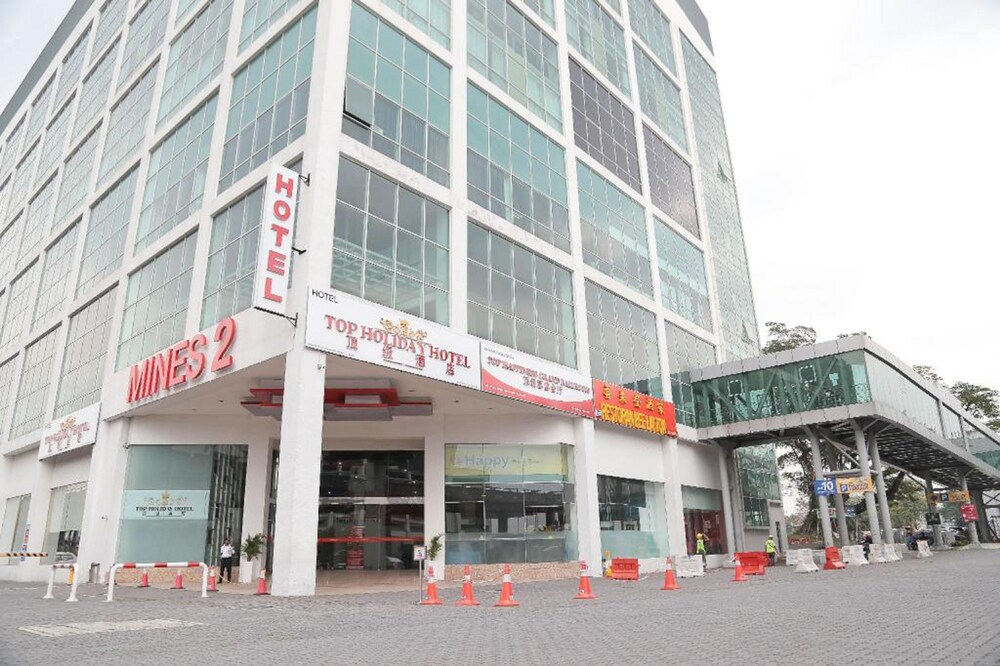 Top Holiday Hotel in Putrajaya, Malaysia