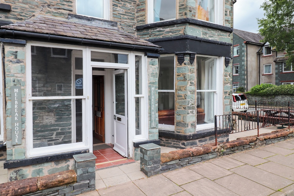 Melbreak House 2 — 4-Star Luxury Hotel in Keswick, United Kingdom