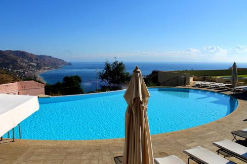 Taormina Romantic Apartment by Taormina Holidays — 4-Star Luxury Hotel in Taormina, Italy