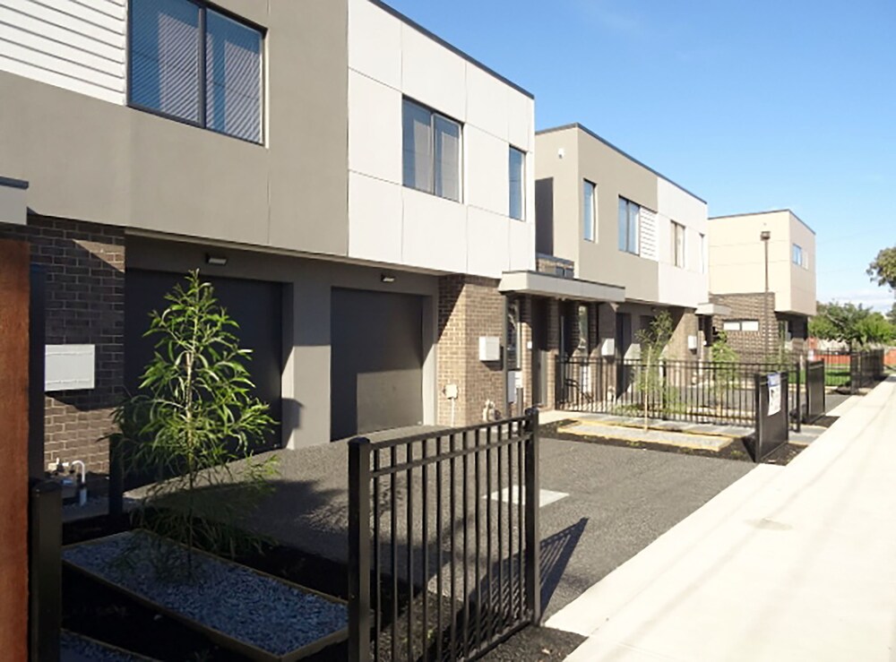 Fawkner Executive Townhouses - last minute hotel in Melbourne