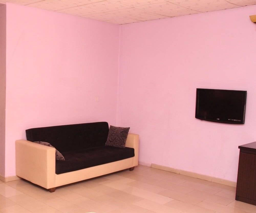 Kriscane Suites Annex — Abuja — photo 3