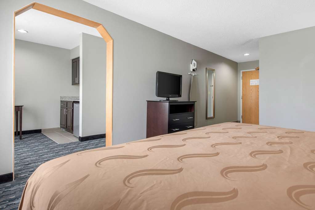 Quality Inn & Suites Brownsburg Indianapolis West - photo 27