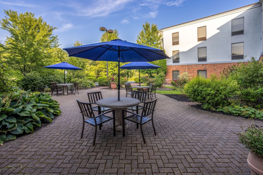 Hampton Inn Harriman Woodbury - photo 40