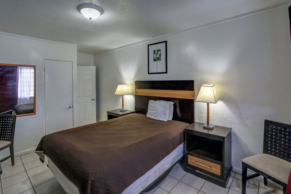 Richard's Hotel - photo 21