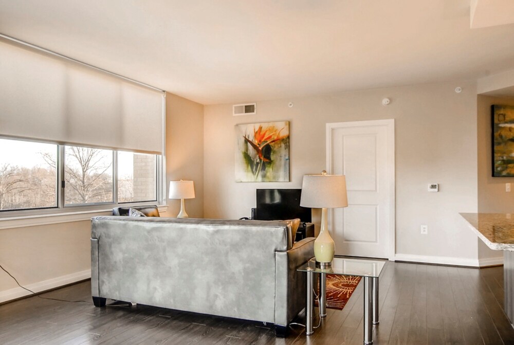 Global Luxury Suites At Hidden Creek - photo 11