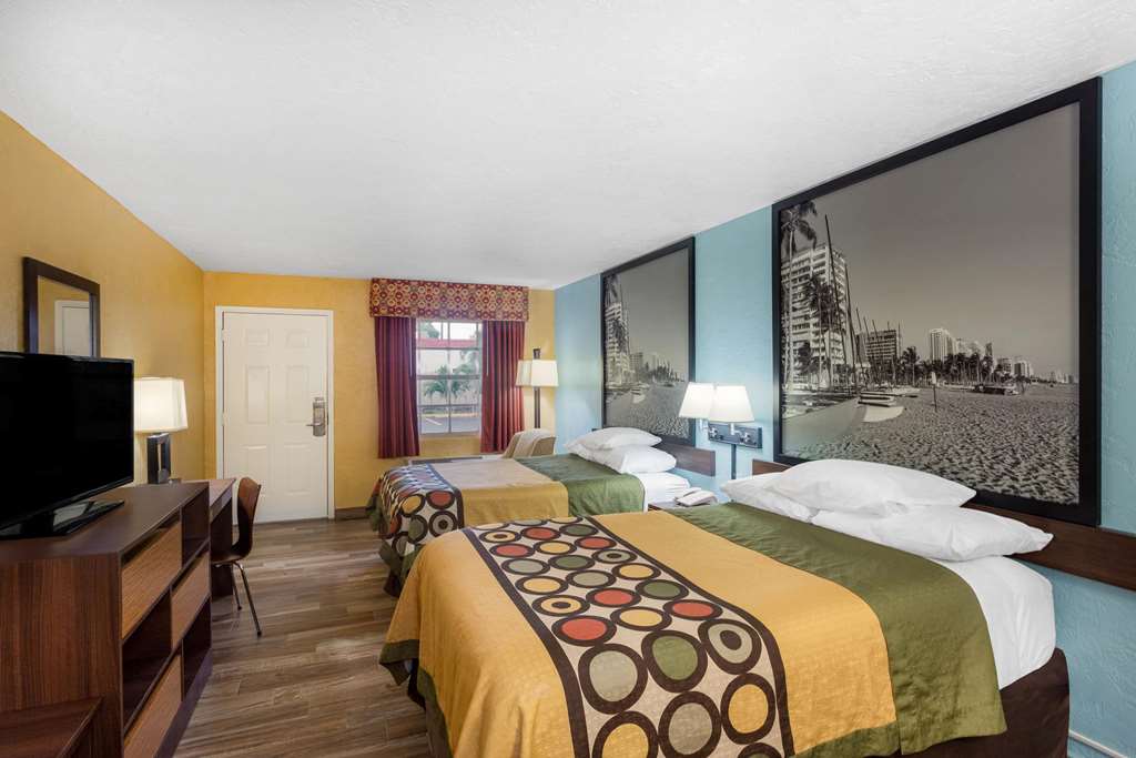 Super 8 by Wyndham Bradenton Sarasota Area - photo 6