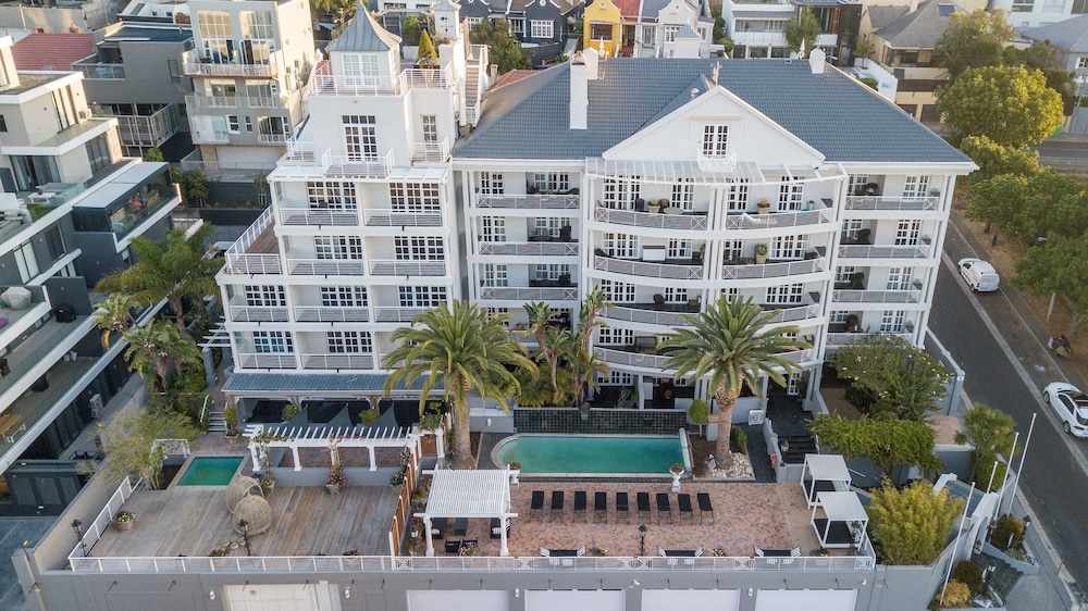 Romney Park All Suite Hotel and Spa