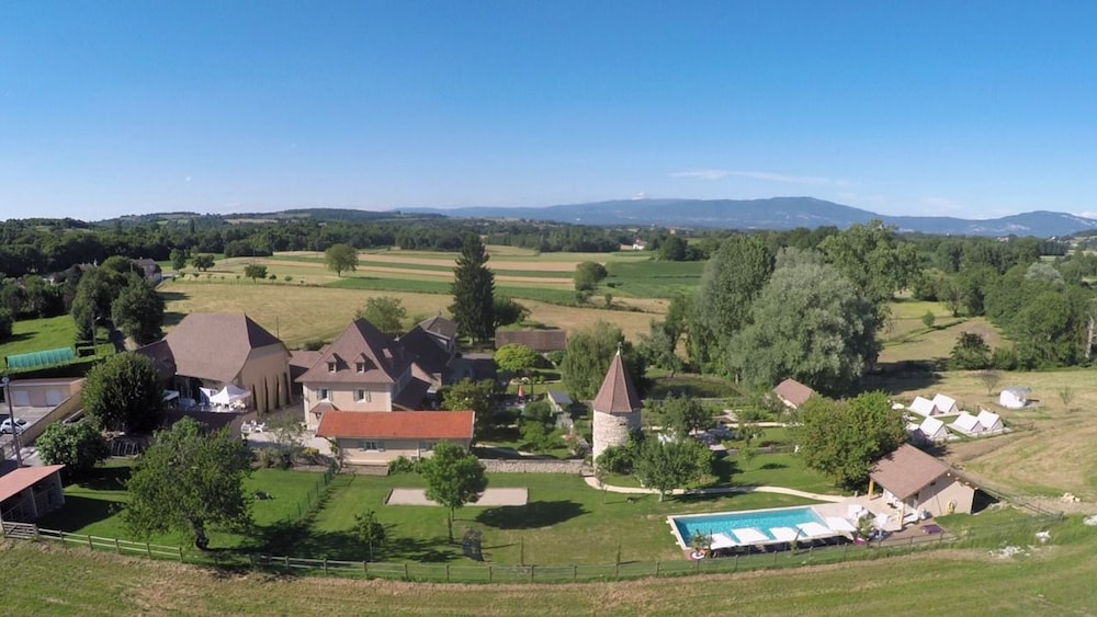 Domaine de Suzel — hotel in La Tour-Du-Pin