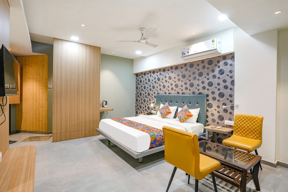 Fabhotel Arc Palace — Bhiwandi