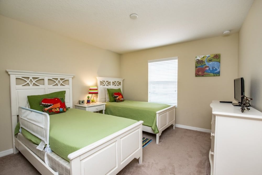 Townhome in Champions Gate Resort 2827 - photo 8