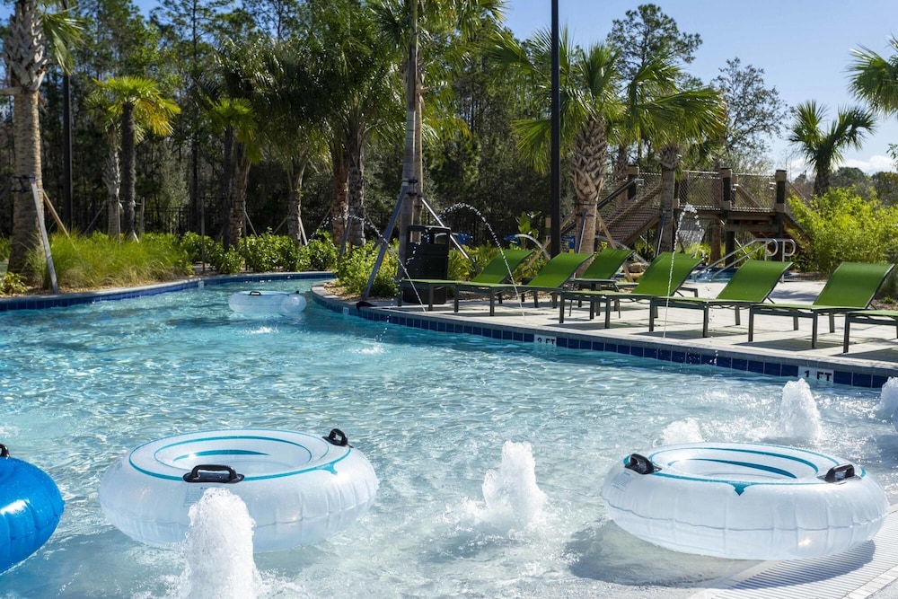 Gorgeous 4 Bd w Pool Storey Lake Resort 2485 - photo 2