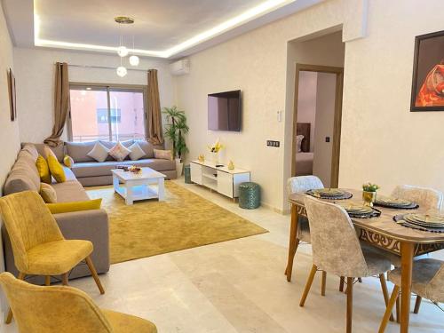 App centre ville — 4-Star Luxury Hotel in Marrakesh, Morocco
