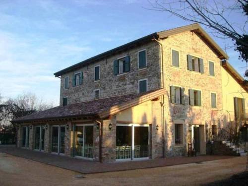 Agriturismo Antiche Mura — 4-Star Luxury Hotel in Iesolo, Italy