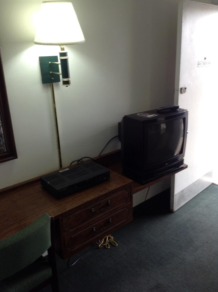 Plaza Inn Great Falls - photo 37