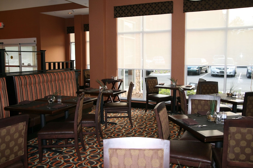 Hilton Garden Inn Birmingham Trussville - photo 33