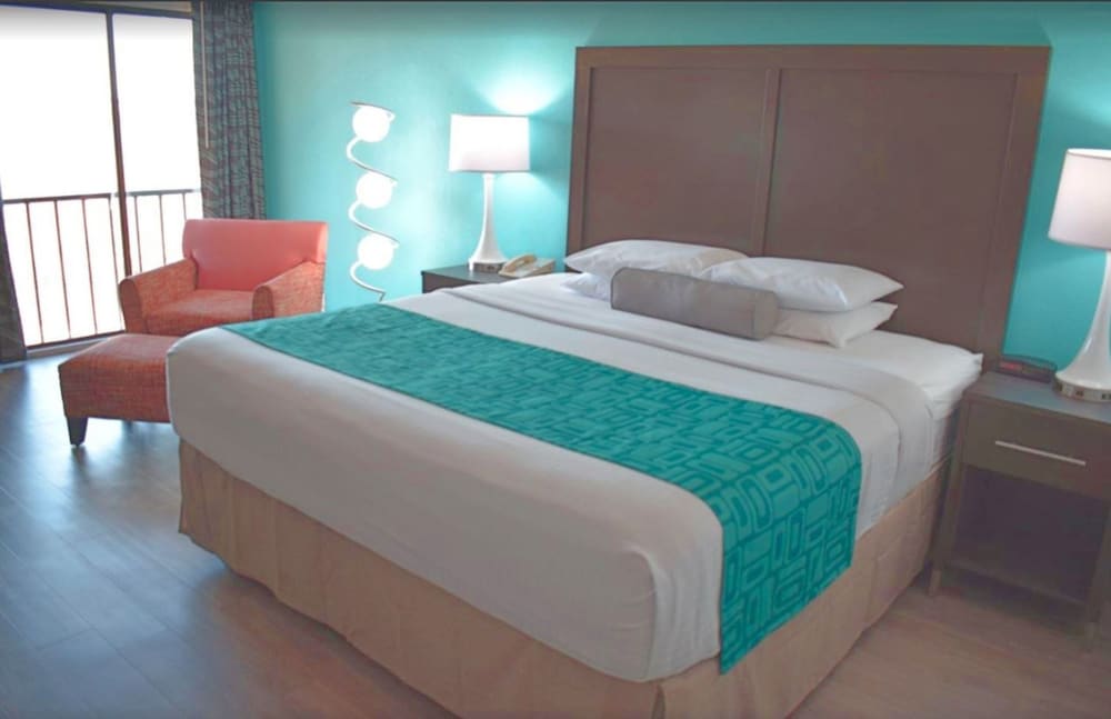 Howard Johnson by Wyndham Beaufort Parris Island - photo 11