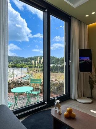 Stay 874 — 4-Star Luxury Hotel in Seogwipo, South Korea