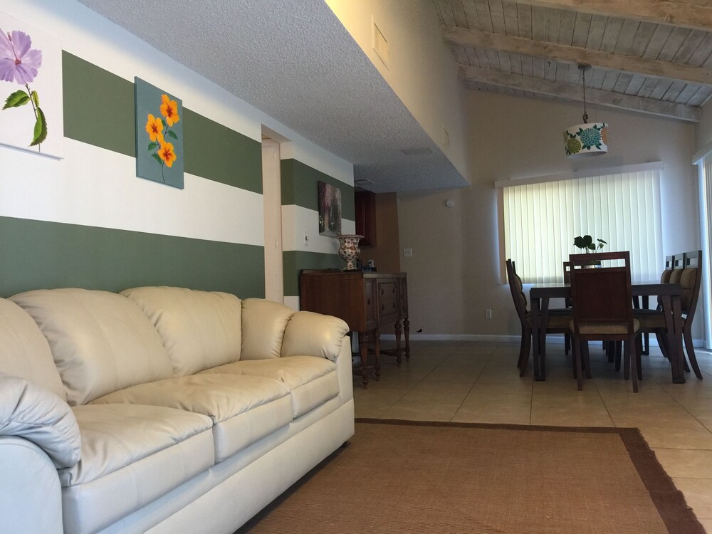 The Village Palm Desert - photo 6