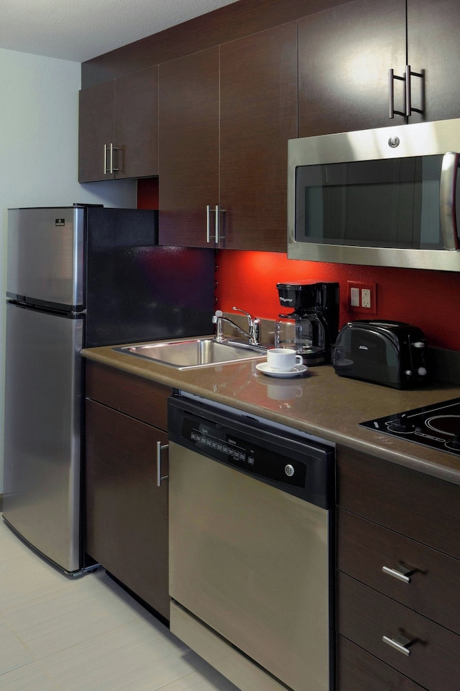 TownePlace Suites Springfield - photo 11