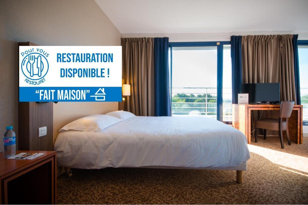 Brit Hotel Saint Malo Le Transat in Saint-Malo, France