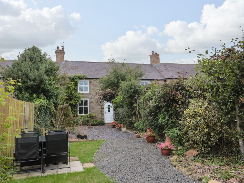 Maple Tree Cottage — 4-Star Luxury Hotel in Morpeth, United Kingdom