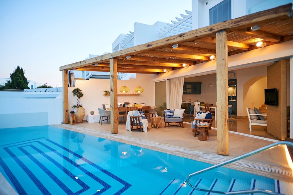 Nausicaa Luxury Villas By Louis Hotels — Paralimni