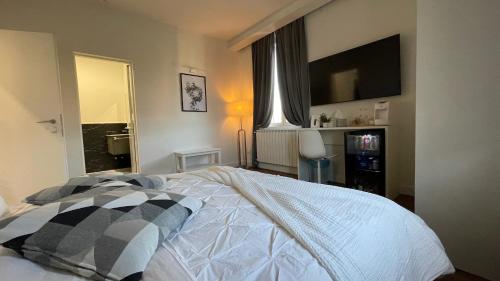 Cozy Living Bergamo — 4-Star Luxury Hotel in Seriate, Italy