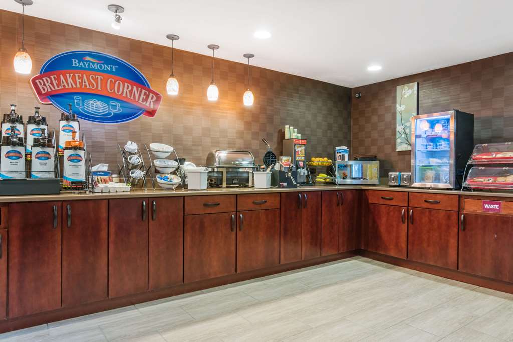Baymont by Wyndham Eau Claire WI - photo 14