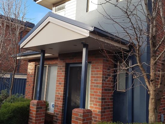 Balcombe Apartments — 4-Star Luxury Hotel in Parkdale, Australia