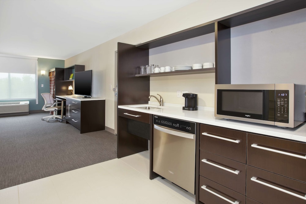 Home2 Suites By Hilton West Bloomfield Detroit - photo 7