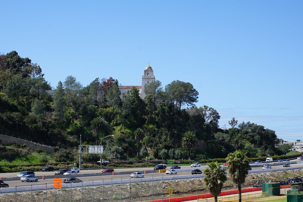 Riverleaf Inn Mission Valley - photo 39