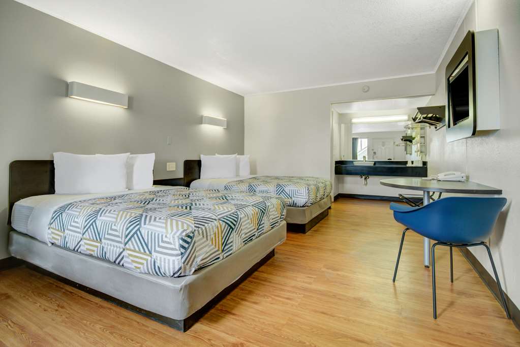 Motel 6 Lima OH - photo 13