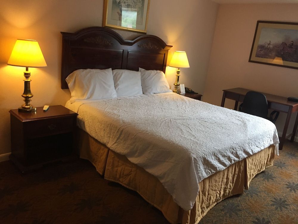Travelodge by Wyndham Lynchburg - photo 14