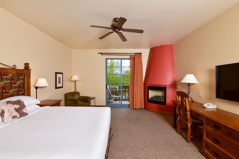 Lodge on the Desert - photo 51