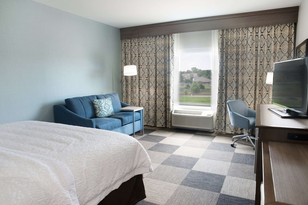 Hampton Inn & Suites Stillwater West - photo 9