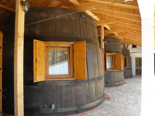Agroturizam Duvančić Konoba dida Marka — 4-Star Luxury Hotel in Oklaj, Croatia