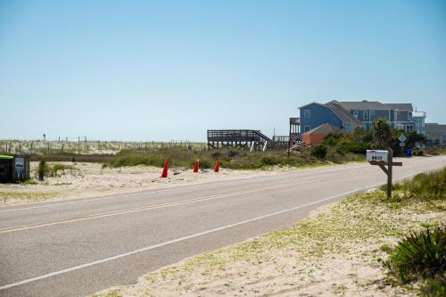 Jerseys Shore by Oak Island Accommodations - photo 50