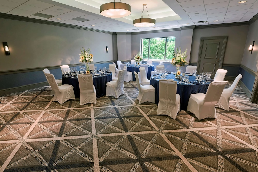 Hilton Chicago Oak Brook Hills Resort & Conference Center - photo 71