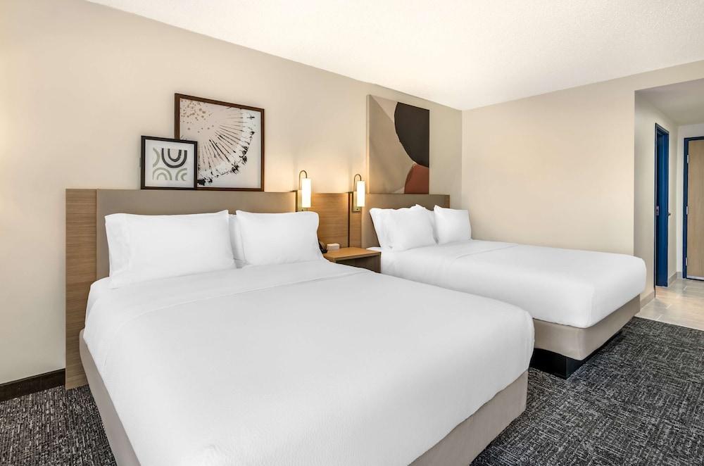 Spark By Hilton Roanoke Airport - photo 9