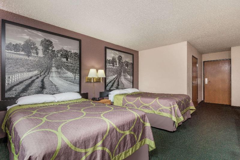 Super 8 by Wyndham Carrollton - photo 9