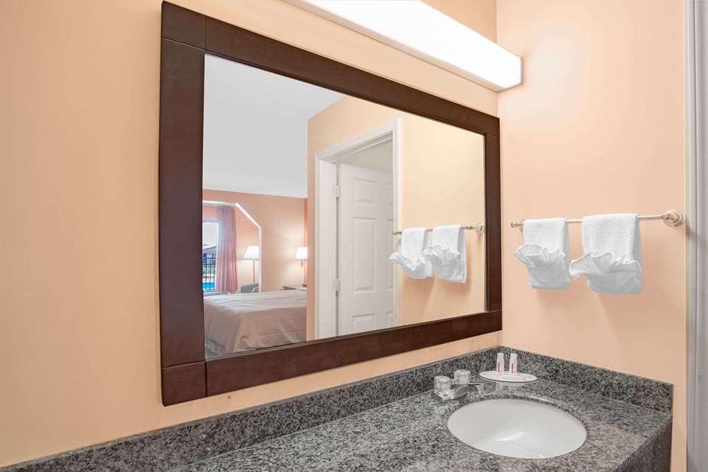 Days Inn by Wyndham Moulton - photo 6