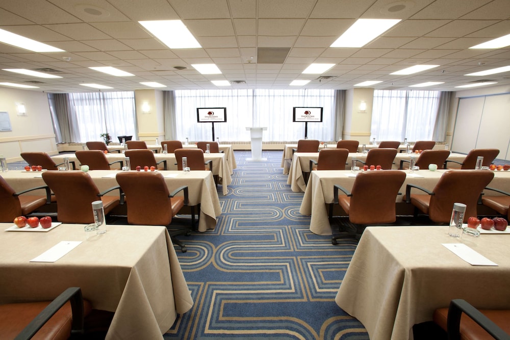 Doubletree by Hilton Bloomington Minneapolis South - photo 47